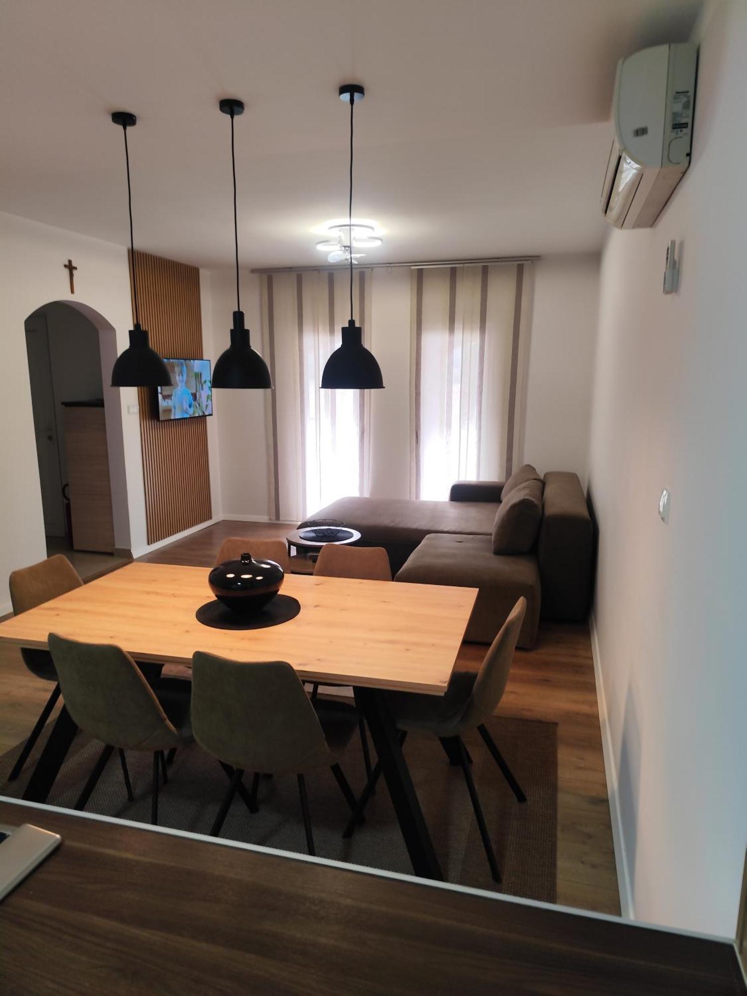 Sanadrija 200 M Od Mora Mali Drvenik